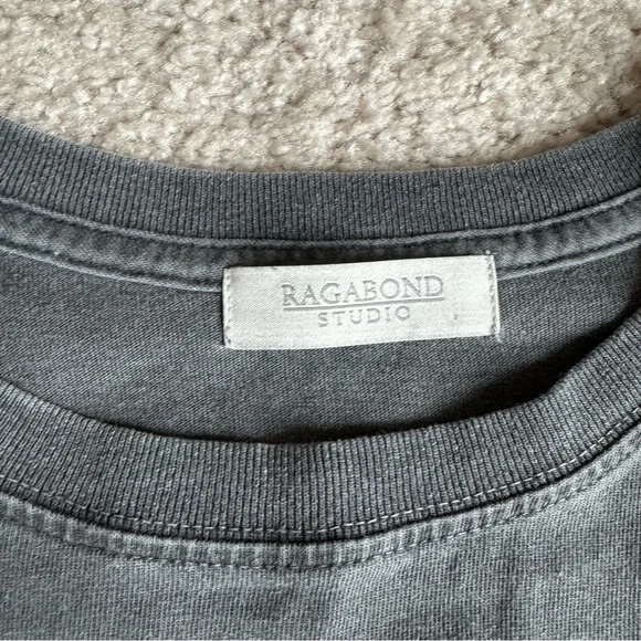 Ragabond Studio TopsGent's Crop Long Sleeve Washed Black medium 100% Cotton - Picture 3 of 5